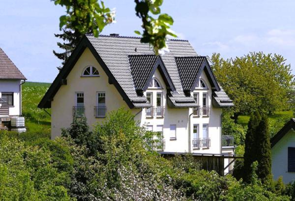 Gaestehaus Waldecker Boos Exterior photo